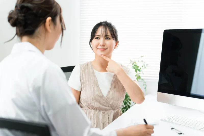 オトガイ形成術と併用すると効果的な術式