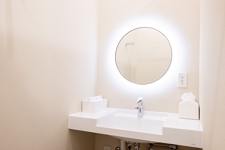 powder room